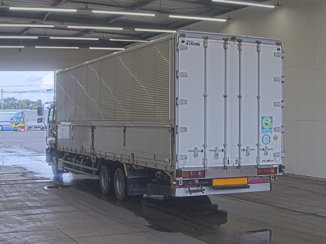 2005 Isuzu Giga アルミウイング auction photo 2