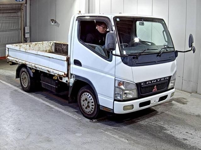 Japan Auction Vehicles 5 2006 Mitsubishi Fuso Canter D-TB 4WD auction photo