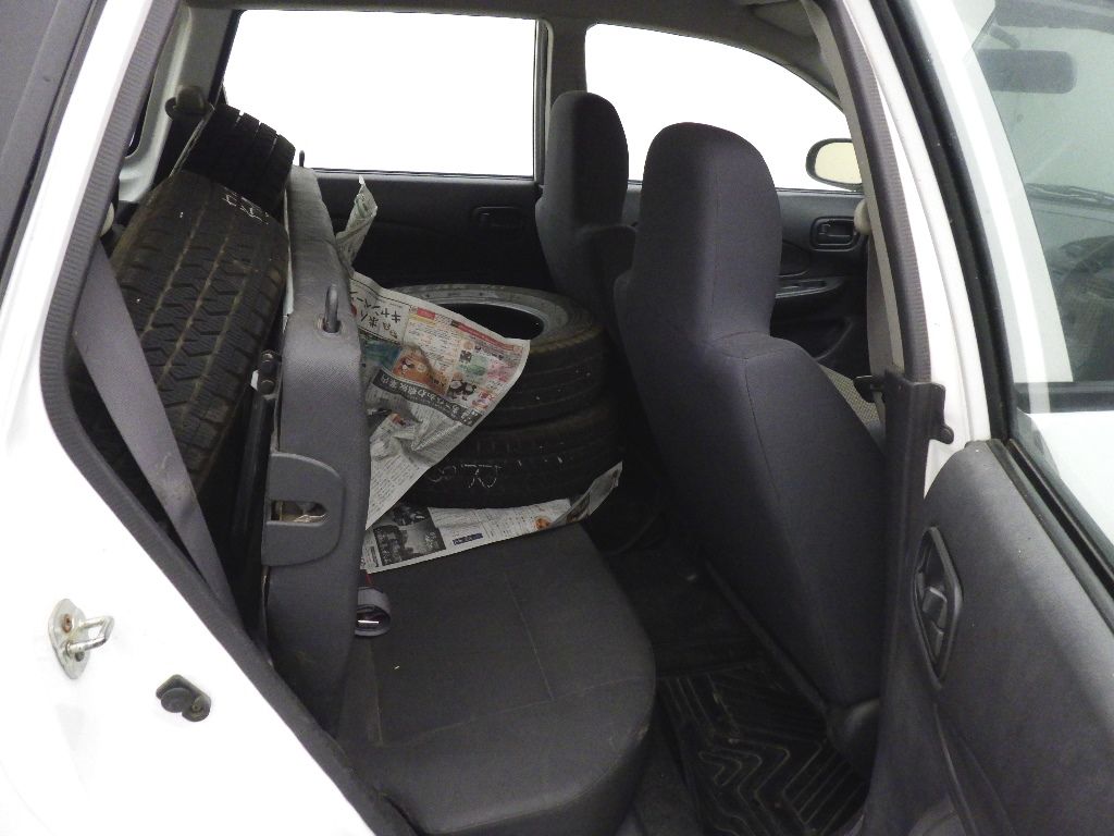 2004 Mazda ファミリア バン auction photo 7