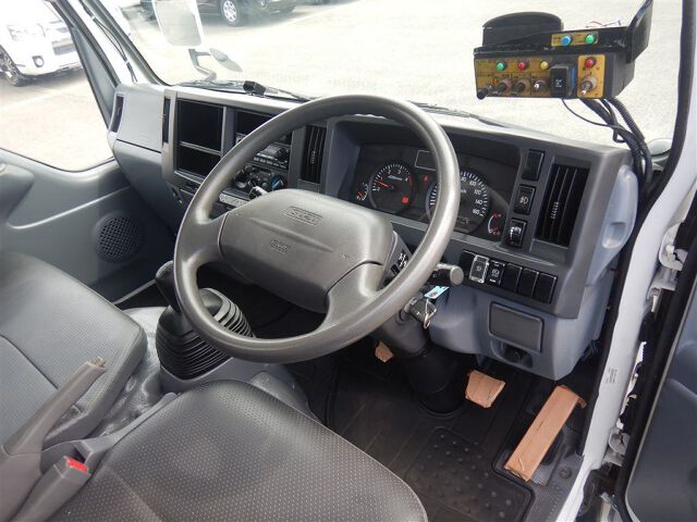 2014 Isuzu Elf パッカー auction photo 3