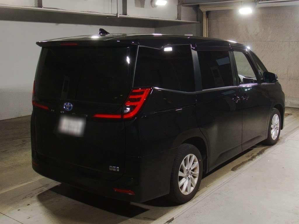2022 Toyota Noah ハイブリッドZ auction photo 2