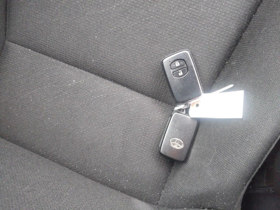 2021 Toyota カローラ アクシオ auction photo 15