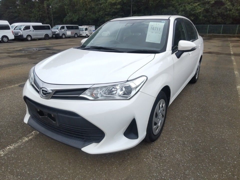 2021 Toyota カローラ アクシオ Japan auction vehicle