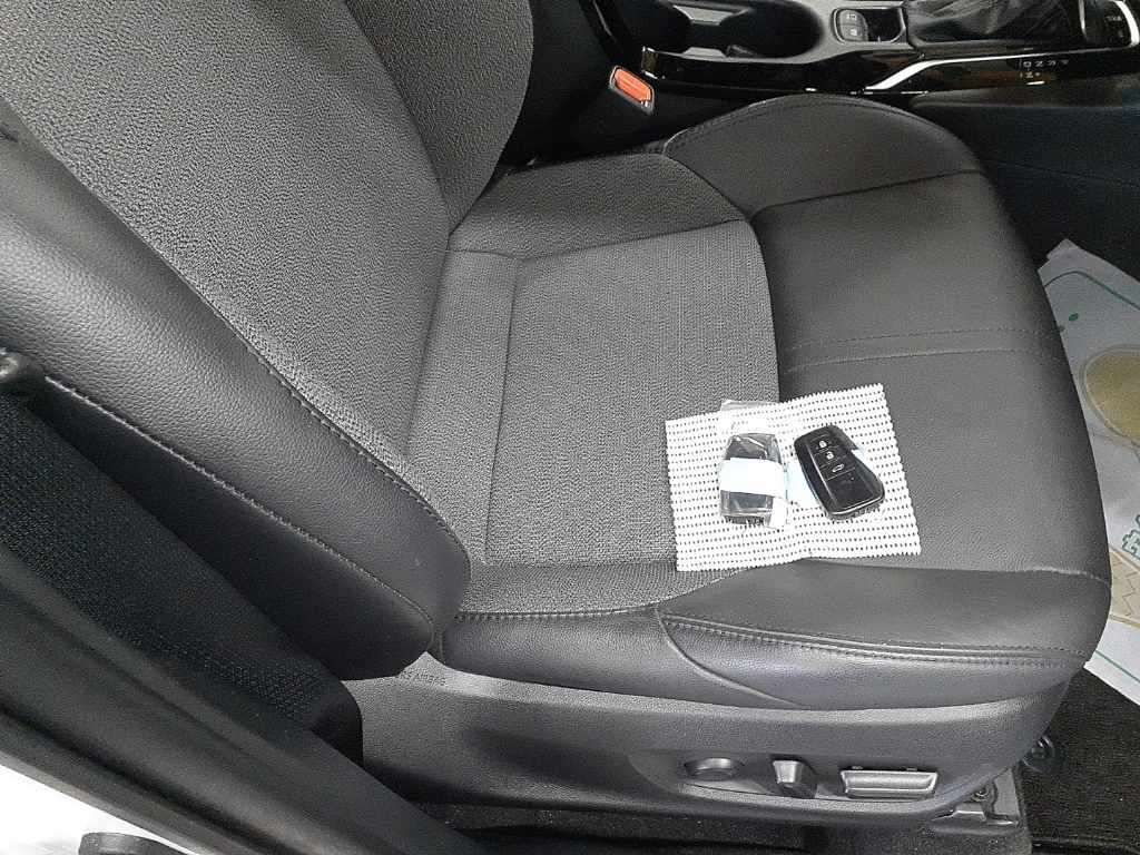 2023 Toyota Corolla Cross Z auction photo 10