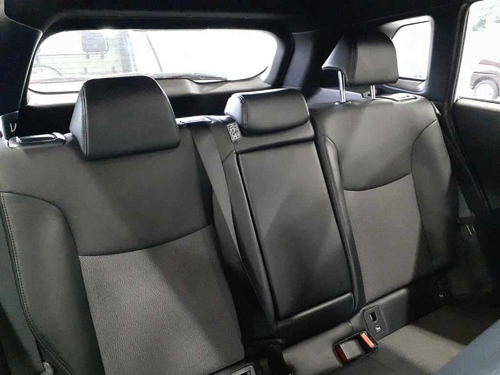 2023 Toyota Corolla Cross Z auction photo 11