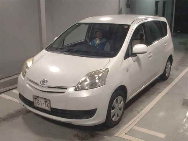 2009 Toyota Passo Sette X auction photo 4