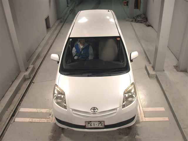 2009 Toyota Passo Sette X auction photo 6