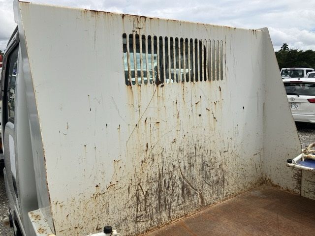 2018 Isuzu Elf dump auction photo 10