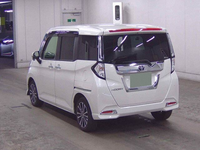 2025 Toyota Roomy Custom G-T auction photo 2