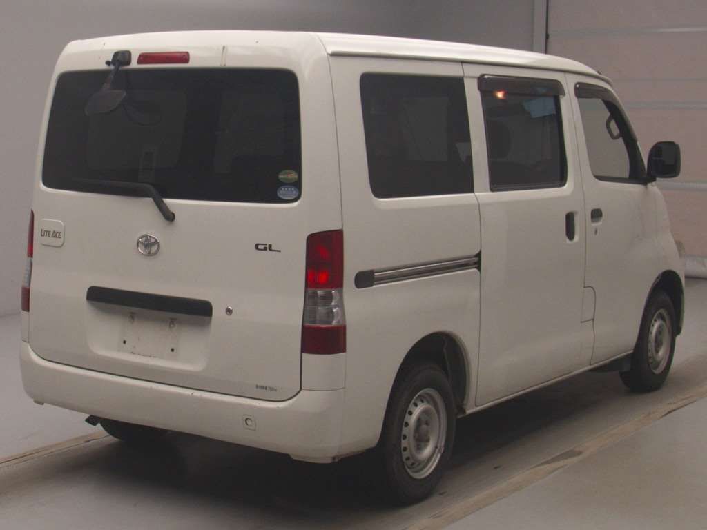 2019 Toyota LiteAce Van GL auction photo 2