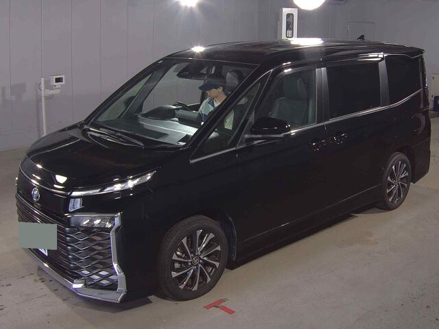 2023 Toyota Voxy Hybrid S-Z auction photo 4