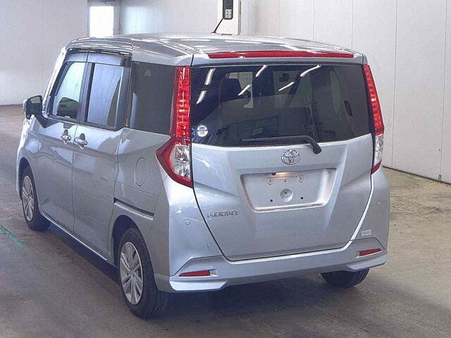 2023 Toyota Roomy G auction photo 2