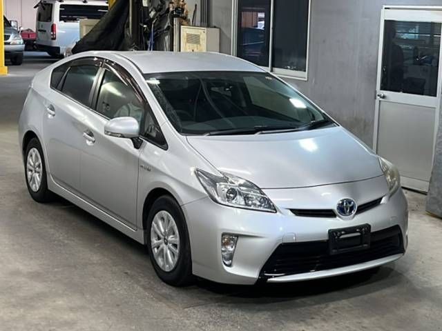 2015 Toyota Prius * auction photo 4