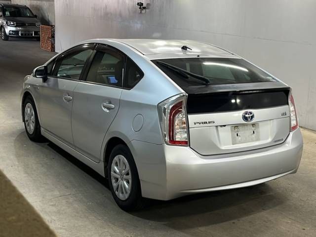 2015 Toyota Prius * auction photo 3
