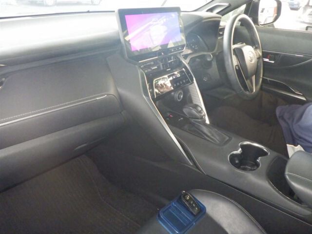 2023 Toyota Harrier Z auction photo 3