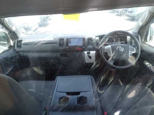 2021 Toyota Hiace DX auction photo 5