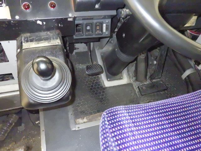 1998 Isuzu バス auction photo 6