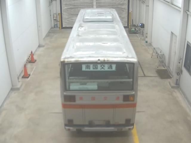 1998 Isuzu バス auction photo 3