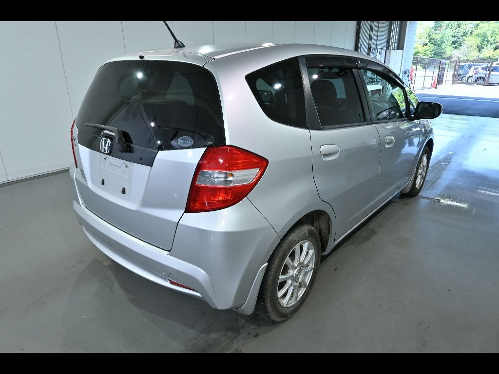 2011 Honda Fit 13G10thアニバーサリー auction photo 2