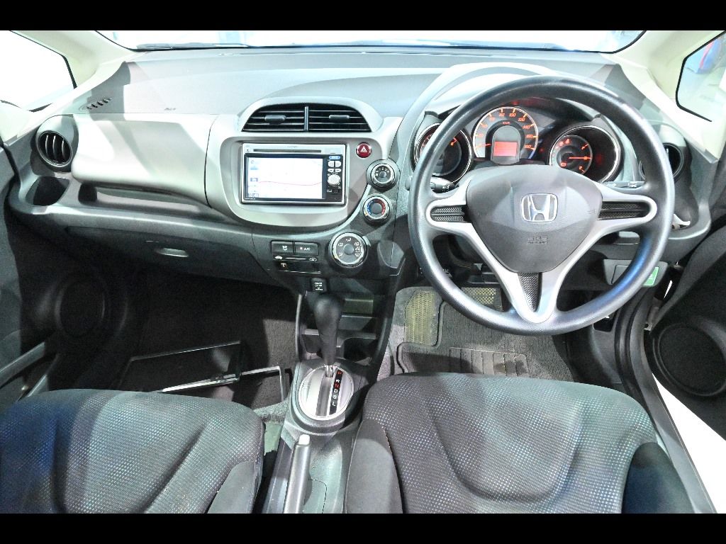 2011 Honda Fit 13G10thアニバーサリー auction photo 3
