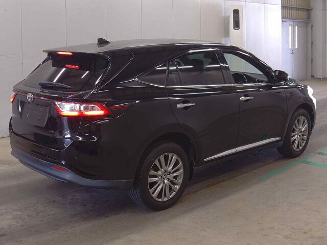 2019 Toyota Harrier premium auction photo 5