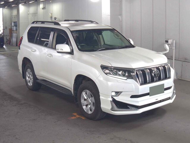 Japan Auction Vehicles 8 2022 Toyota Land Cruiser Prado TX Lパッケージ 4WD auction photo