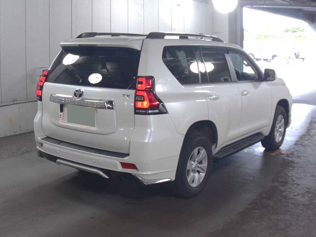 2022 Toyota Land Cruiser Prado TX Lパッケージ 4WD auction photo 5