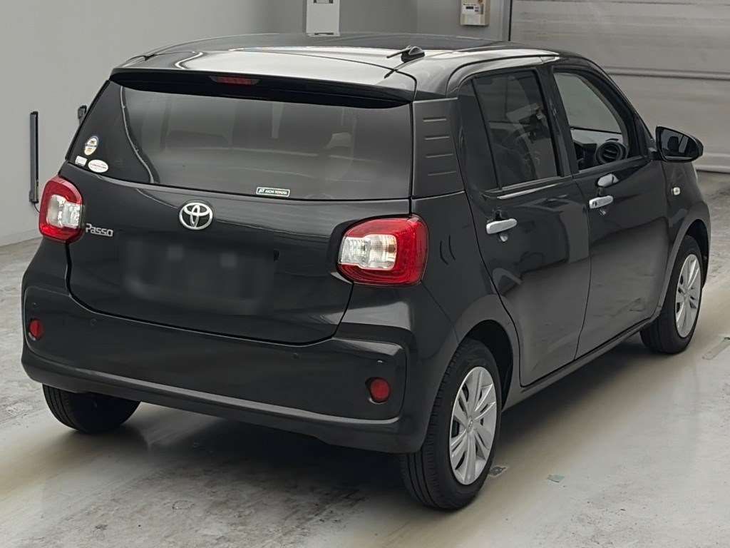 2023 Toyota Passo X auction photo 2