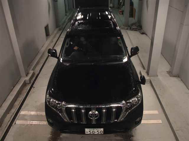 2016 Toyota Land Cruiser Prado 4WD TX auction photo 6