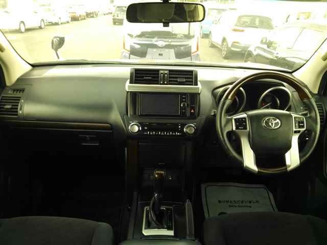 2016 Toyota Land Cruiser Prado 4WD TX auction photo 8