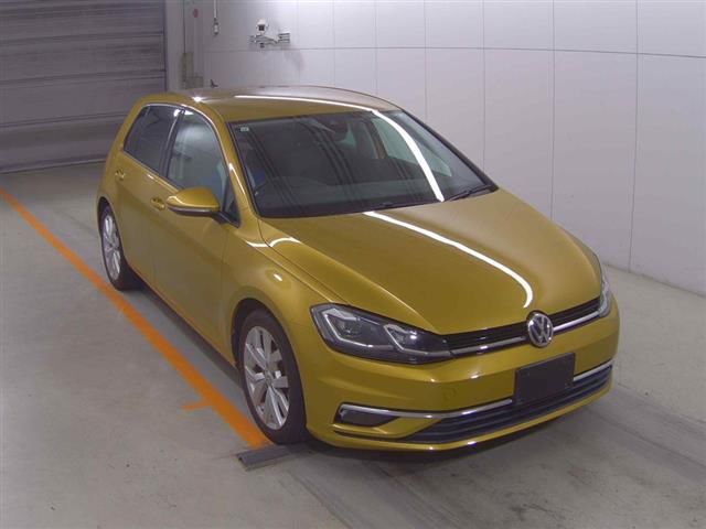 2017 Volkswagen ワーゲン ゴルフ TSIハイライン Japan auction vehicle