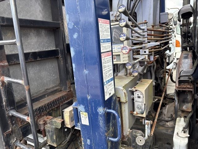 1999 Isuzu Forward Flat self-propelled crane auction photo 19