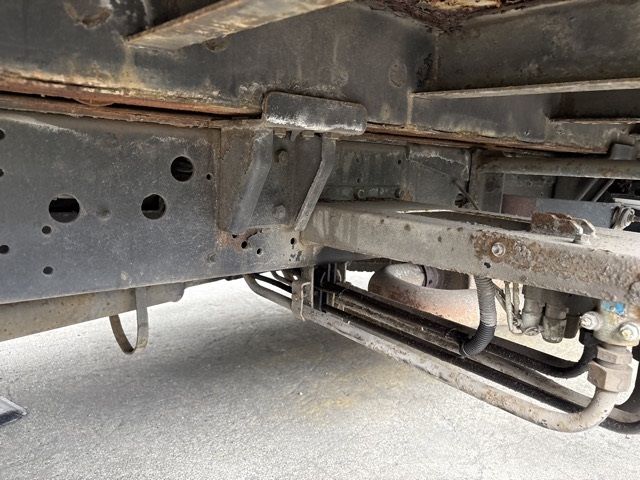 1999 Isuzu Forward Flat self-propelled crane auction photo 15