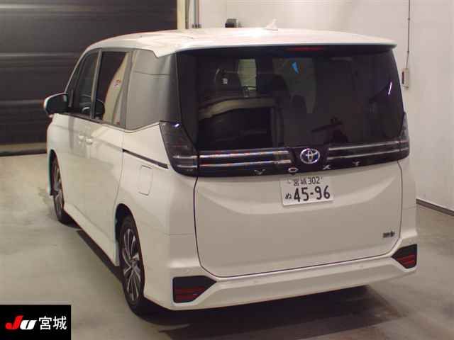 2025 Toyota Voxy Hybrid S-Z auction photo 2