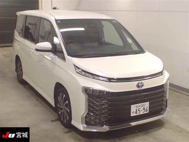 Japan Auction Vehicles 10 2025 Toyota Voxy Hybrid S-Z auction photo