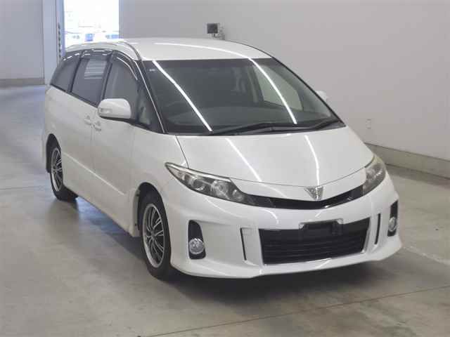 2015 Toyota Estima アエラス Japan auction vehicle