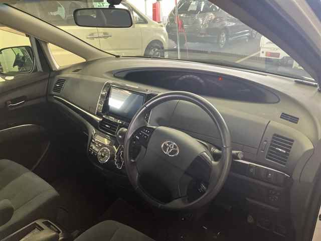 2015 Toyota Estima アエラス auction photo 3