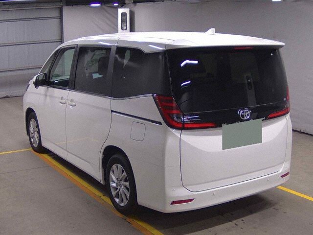 2025 Toyota Noah Z auction photo 2