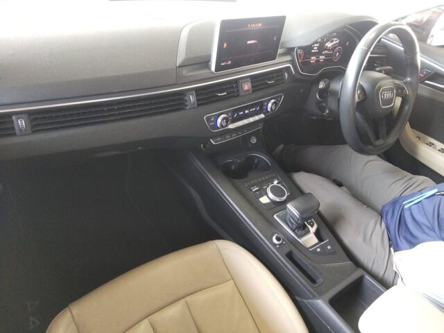 2016 Audi A4 2.0TFSI auction photo 3