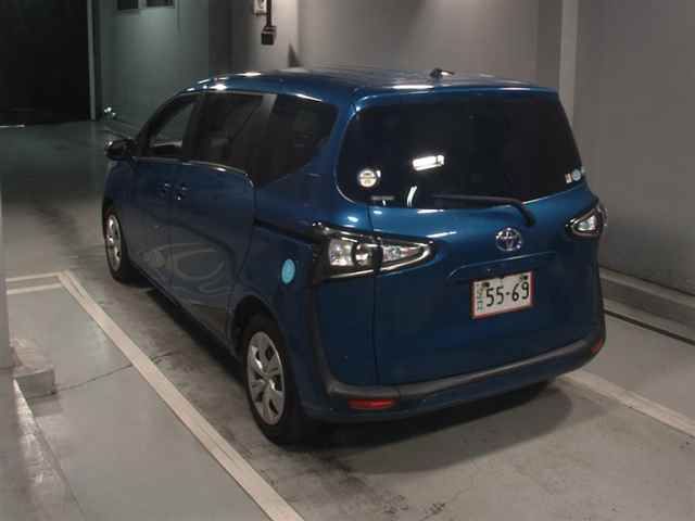 2019 Toyota Sienta Fanbase G auction photo 2