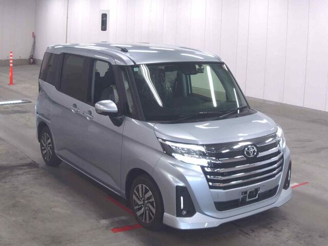 Japan Auction Vehicles 8 2025 Toyota Roomy カスタムG 4WD auction photo