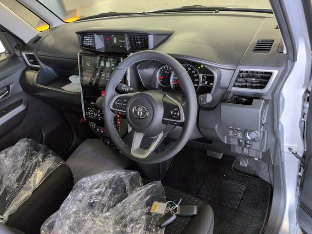 2025 Toyota Roomy カスタムG 4WD auction photo 3