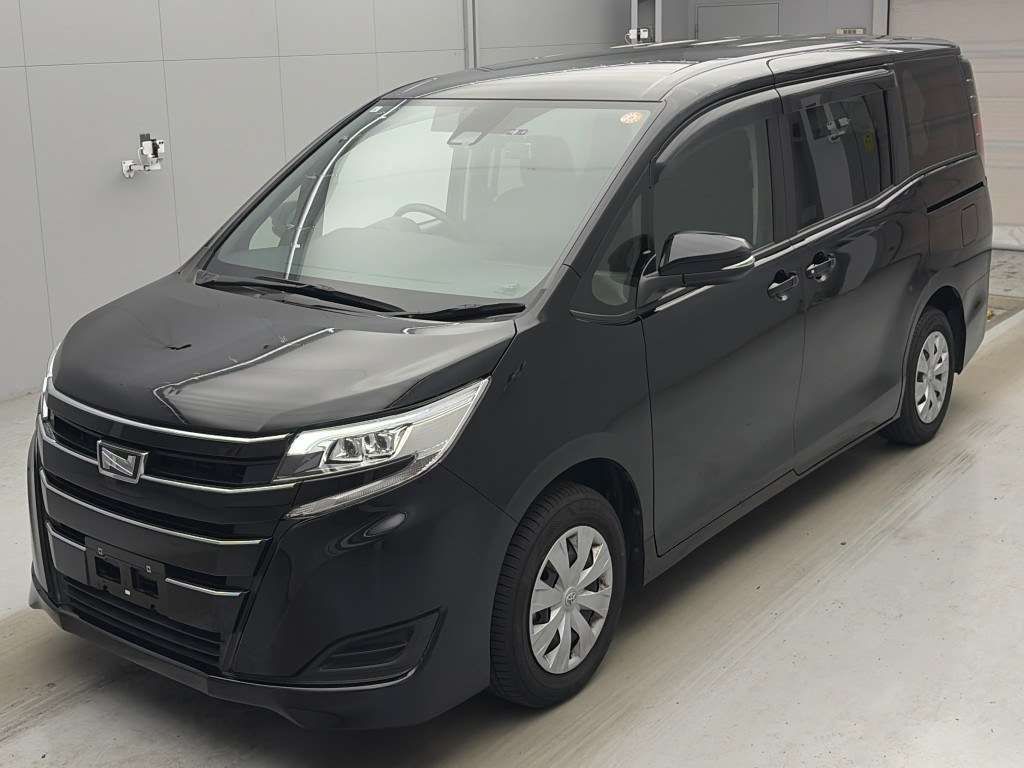 2021 Toyota Noah X Japan auction vehicle
