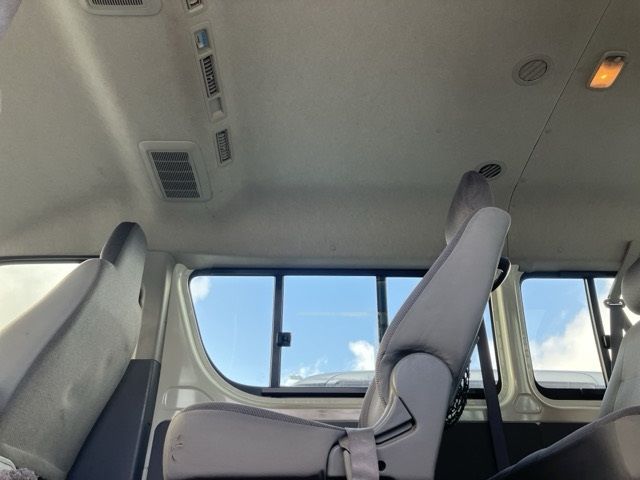 2009 Toyota Hiace ワゴン DX auction photo 10