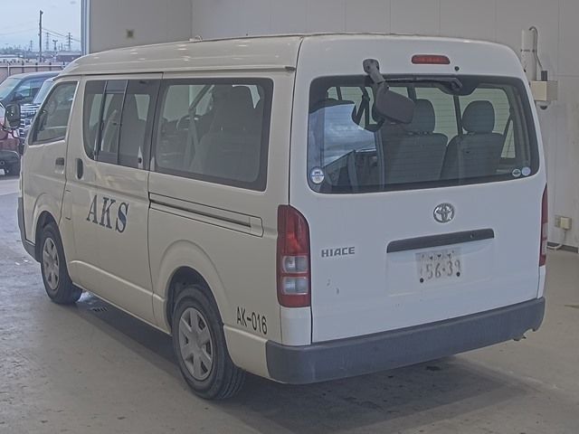 2009 Toyota Hiace ワゴン DX auction photo 2