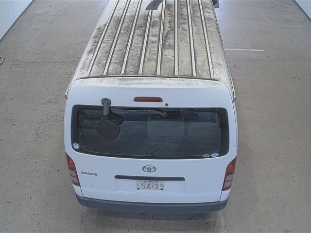 2009 Toyota Hiace ワゴン DX auction photo 3