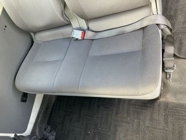 2009 Toyota Hiace ワゴン DX auction photo 11