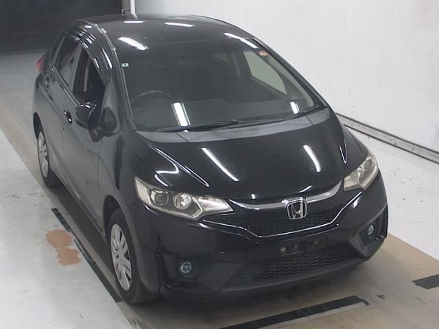 2016 Honda Fit 13G Fパッケージコンフォートエディション Japan auction vehicle