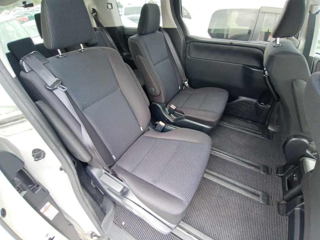 2021 Toyota Noah Hybrid X auction photo 12