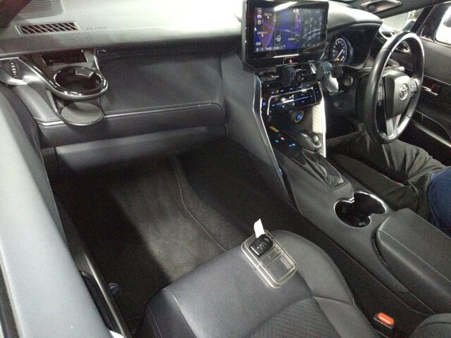 2021 Toyota Harrier Zレザーパッケージ auction photo 3